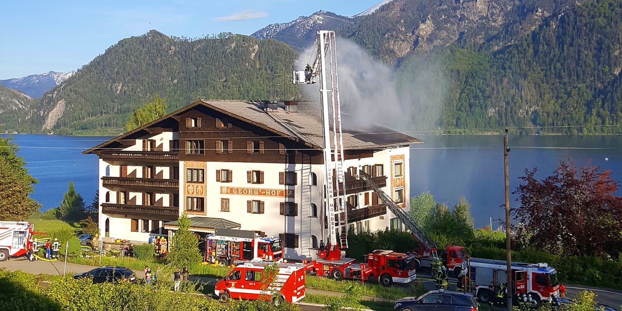 Übung – Brand in Gebäude mit Menschenansammlung